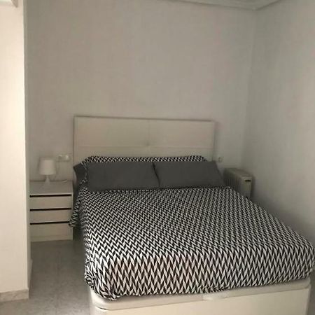Modern Beach Apartment Torrevieja Extérieur photo